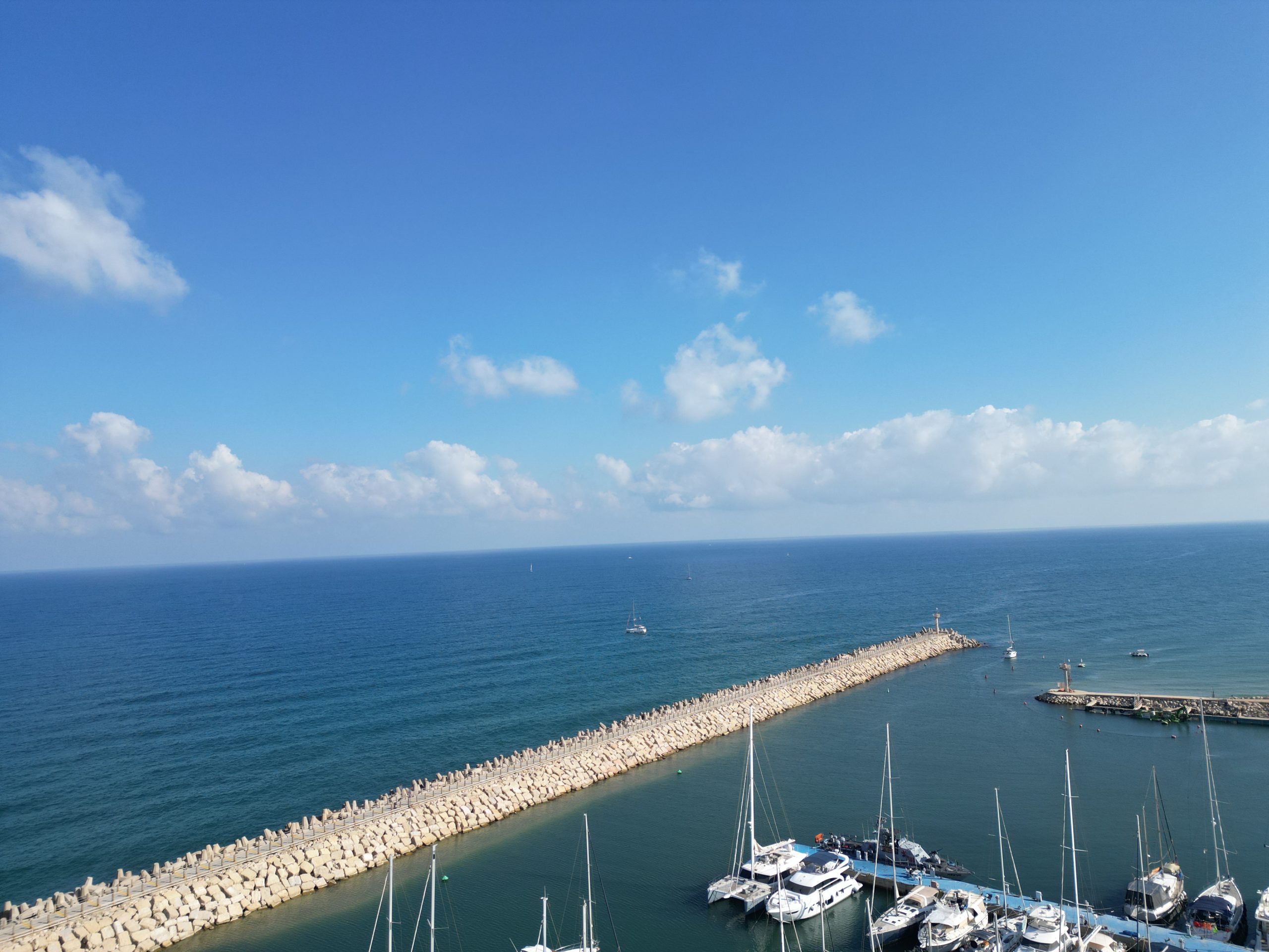 העוגן 13 הרצליה
